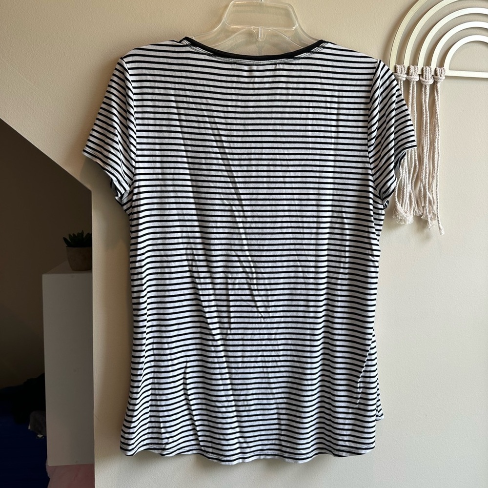 WHBM Tee - Picture 5 of 5